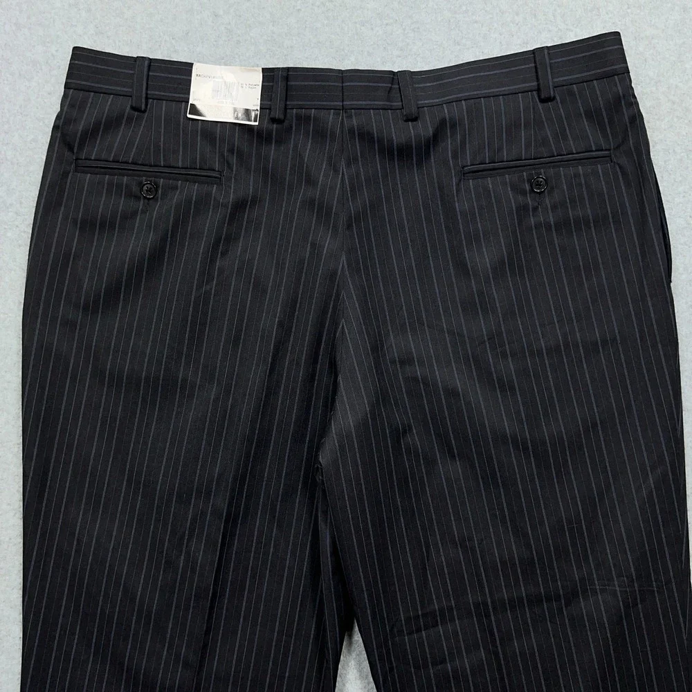Van Huesen Dress Pants Men's 40x30 Black Striped Pleated Unhemmed Straight NWOT